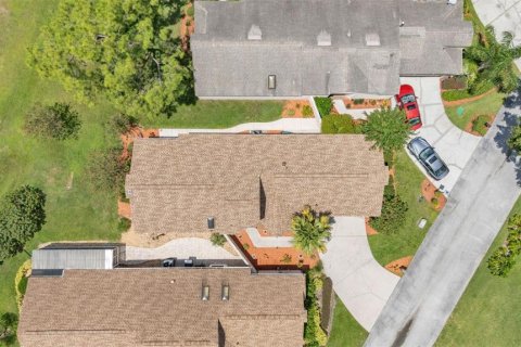 House in Winter Haven, Florida 2 bedrooms, 119.01 sq.m. № 1912222 - photo 26