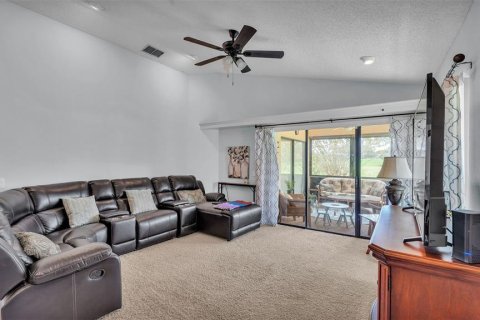House in Winter Haven, Florida 2 bedrooms, 119.01 sq.m. № 1912222 - photo 10