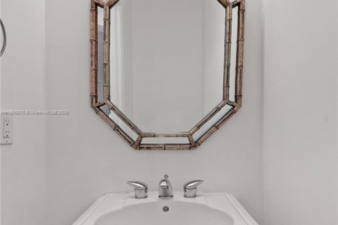 Townhouse in Juno Beach, Florida 3 bedrooms, 166.57 sq.m. № 1965664 - photo 28