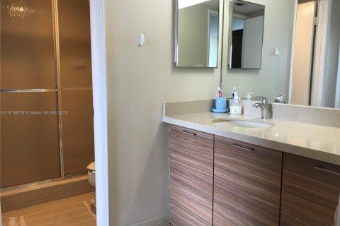 Copropriété à louer à Aventura, Floride: 2 chambres, 95.97 m2 № 2061911 - photo 8