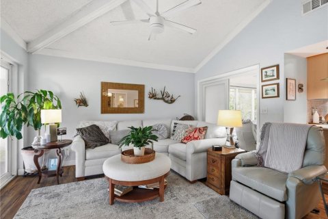 Villa ou maison à vendre à New Smyrna Beach, Floride: 3 chambres, 115.57 m2 № 2216115 - photo 22