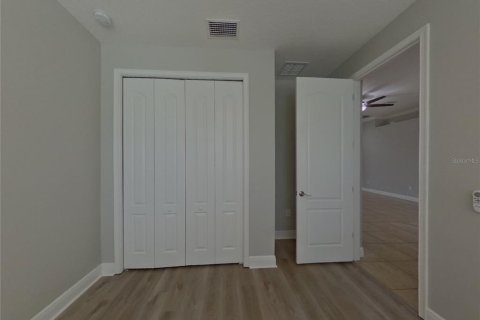 Casa en alquiler en Riverview, Florida, 4 dormitorios, 183.57 m2 № 1911033 - foto 11
