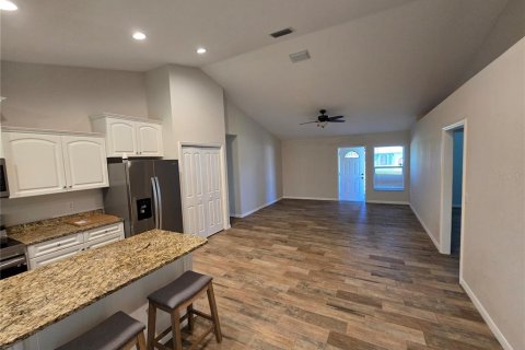Villa ou maison à louer à Arcadia, Floride: 3 chambres, 136.57 m2 № 2148946 - photo 6