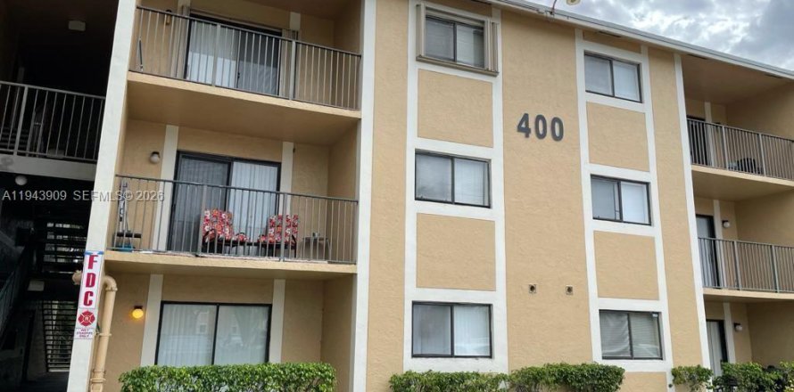 Кондоминиум с 1 спальней в Пемброк-Пайнс, Флорида № 2001011