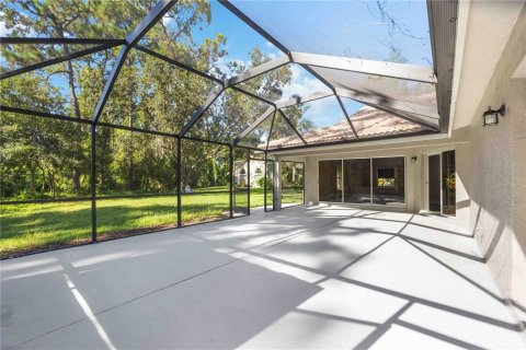 House in Sarasota, Florida 3 bedrooms, 179.58 sq.m. № 1873472 - photo 30