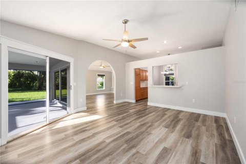 House in Sarasota, Florida 3 bedrooms, 179.58 sq.m. № 1873472 - photo 17