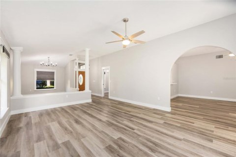 House in Sarasota, Florida 3 bedrooms, 179.58 sq.m. № 1873472 - photo 7