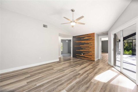 House in Sarasota, Florida 3 bedrooms, 179.58 sq.m. № 1873472 - photo 10