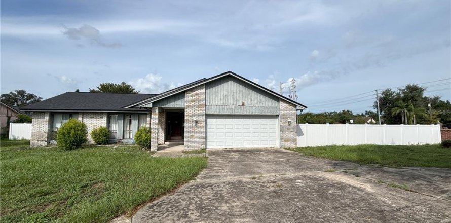 Casa en Orlando, Florida 4 dormitorios, 192.87 m2 № 1905528