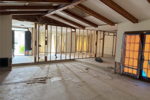 Casa en venta en Orlando, Florida, 4 dormitorios, 192.87 m2 № 1905528 - foto 5