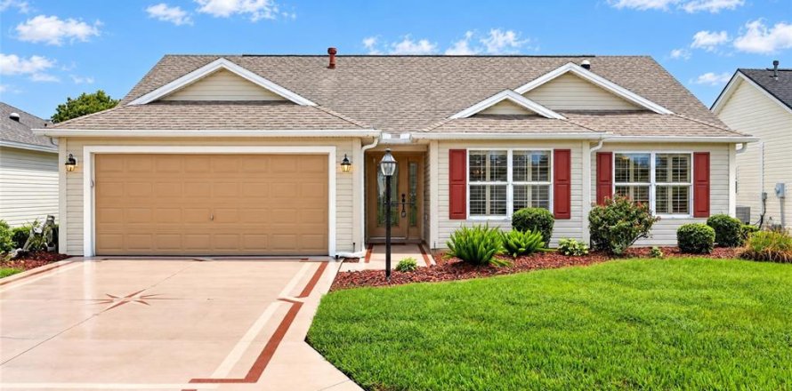 House in The Villages, Florida 3 bedrooms, 162.21 sq.m. № 2413509