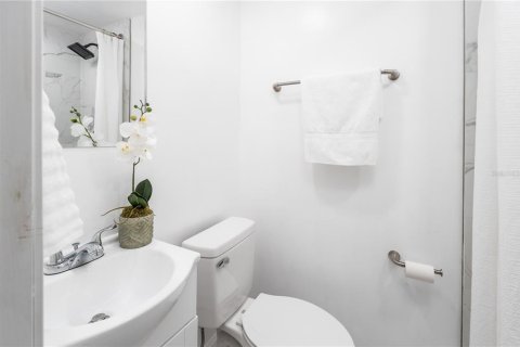 House in Jacksonville, Florida 4 bedrooms, 113.62 sq.m. № 1872963 - photo 14