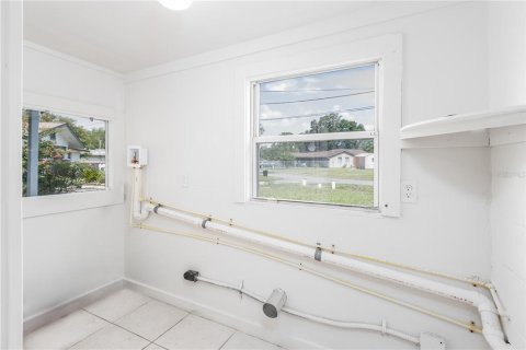 House in Jacksonville, Florida 4 bedrooms, 113.62 sq.m. № 1872963 - photo 19
