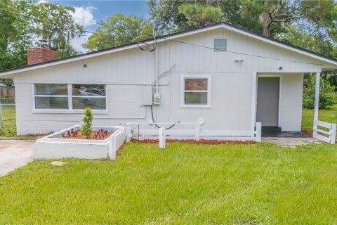 House in Jacksonville, Florida 4 bedrooms, 113.62 sq.m. № 1872963 - photo 2