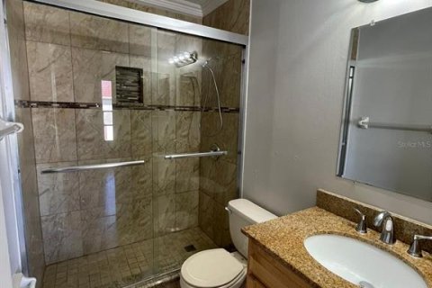 Снять в аренду таунхаус в Орландо, Флорида 6 комнат, 121.42м2, № 2207484 - фото 8