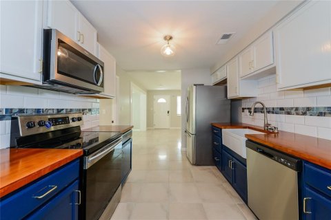 Casa en alquiler en Sarasota, Florida, 3 dormitorios, 136.38 m2 № 1912714 - foto 7