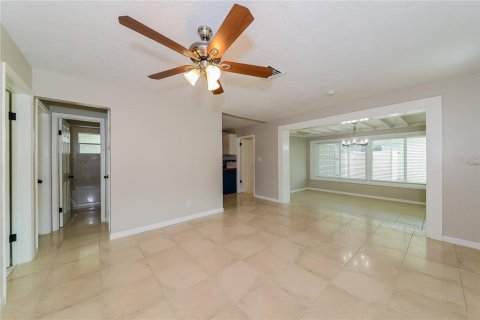 Casa en alquiler en Sarasota, Florida, 3 dormitorios, 136.38 m2 № 1912714 - foto 2