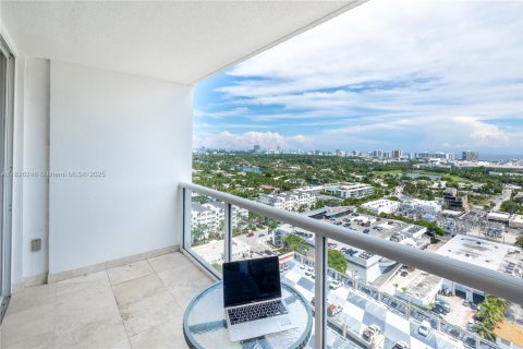 Copropriété à louer à Miami Beach, Floride: 1 chambre, 76.18 m2 № 1794635 - photo 6