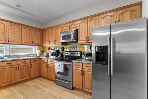 Купить таунхаус в Сент-Питерсберг, Флорида 6 комнат, 185.62м2, № 1917915 - фото 15