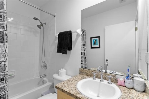 Купить таунхаус в Сент-Питерсберг, Флорида 6 комнат, 185.62м2, № 1917915 - фото 11