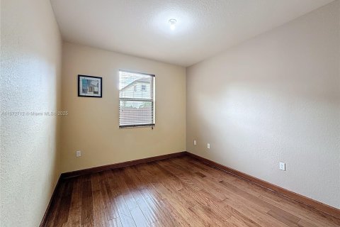 Купить виллу или дом в Хомстед, Флорида 5 спален, 315.77м2, № 1897869 - фото 17