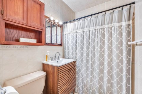 Villa ou maison à vendre à Hialeah, Floride: 3 chambres, 153.57 m2 № 1995259 - photo 23