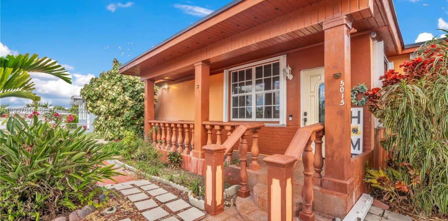 Villa ou maison à Hialeah, Floride 3 chambres, 153.57 m2 № 1995259