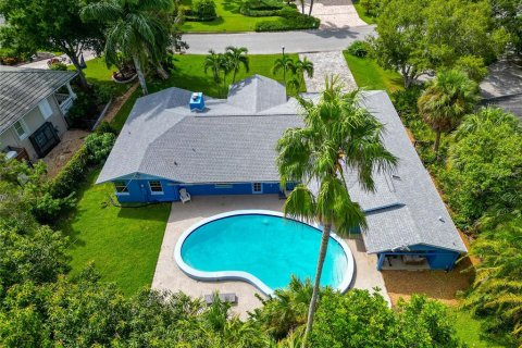 Villa ou maison à vendre à Sarasota, Floride: 3 chambres, 220.74 m2 № 1363612 - photo 11