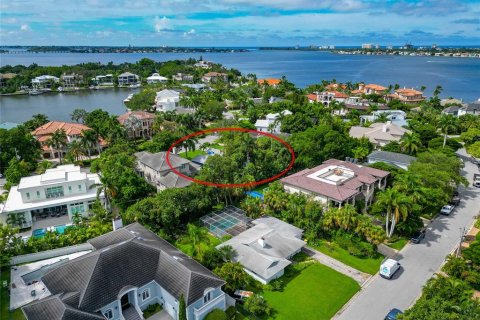 Villa ou maison à vendre à Sarasota, Floride: 3 chambres, 220.74 m2 № 1363612 - photo 20