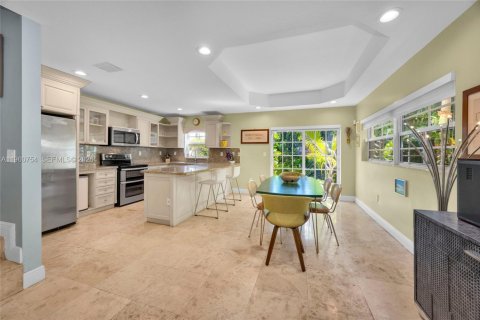 Townhouse in Miami, Florida 3 bedrooms, 170.57 sq.m. № 2024601 - photo 3