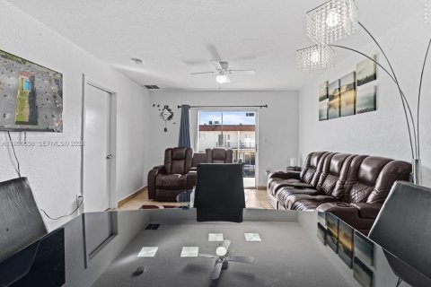 Купить кондоминиум в Хайалиа, Флорида 1 спальня, 62.99м2, № 2012882 - фото 12