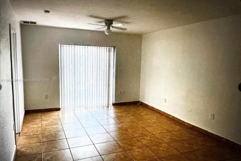 Купить кондоминиум в Хайалиа, Флорида 1 спальня, 62.99м2, № 2012882 - фото 6