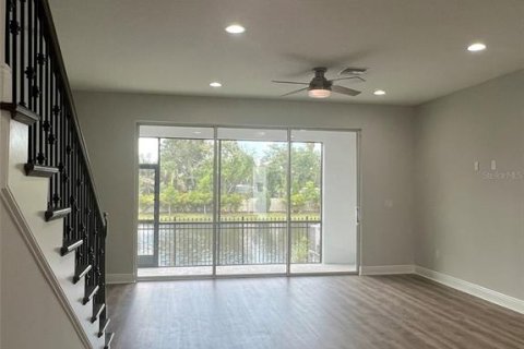 Townhouse in Seminole, Florida 3 bedrooms, 183.67 sq.m. № 1876249 - photo 9