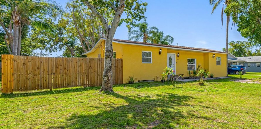 Casa en Clearwater, Florida 2 dormitorios, 108.7 m2 № 1784833