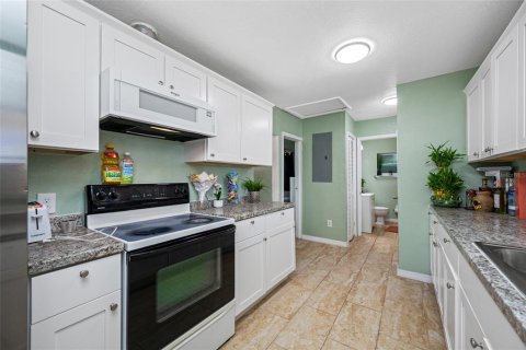 Casa en venta en Clearwater, Florida, 2 dormitorios, 108.7 m2 № 1784833 - foto 8
