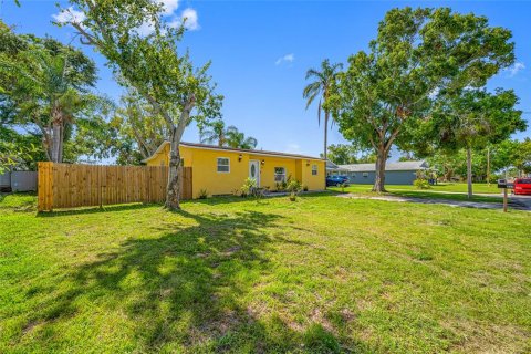 Casa en venta en Clearwater, Florida, 2 dormitorios, 108.7 m2 № 1784833 - foto 20