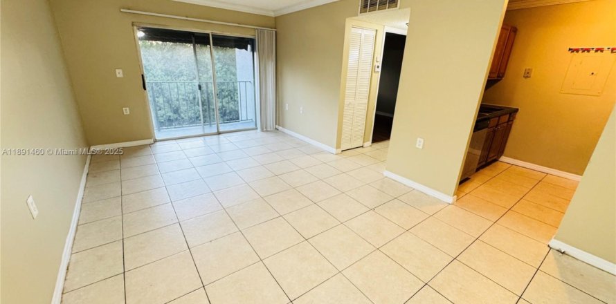 Кондоминиум с 1 спальней в Уэст-Палм-Бич, Флорида № 1944706