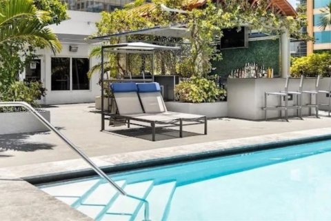 Condo in Miami, Florida, 1 bedroom  № 2041985 - photo 20