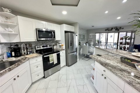 Copropriété à vendre à Plantation, Floride: 2 chambres, 104.05 m2 № 2088683 - photo 9