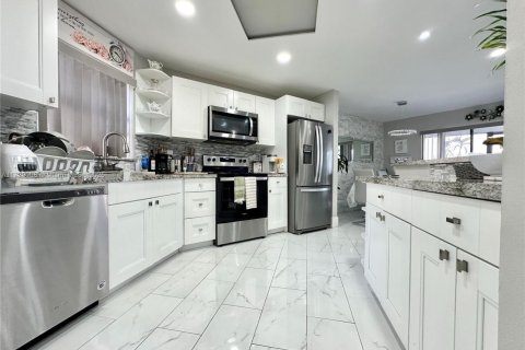 Copropriété à vendre à Plantation, Floride: 2 chambres, 104.05 m2 № 2088683 - photo 14