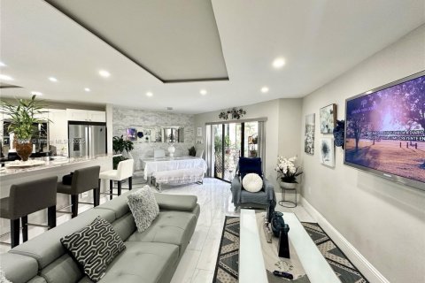 Copropriété à vendre à Plantation, Floride: 2 chambres, 104.05 m2 № 2088683 - photo 19