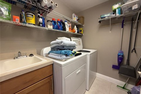 Condominio en alquiler en Seminole, Florida, 2 dormitorios, 157.93 m2 № 1900584 - foto 21