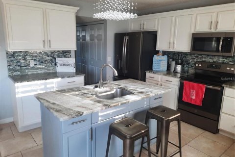 Villa ou maison à vendre à Kissimmee, Floride: 6 chambres, 361.95 m2 № 1591914 - photo 12