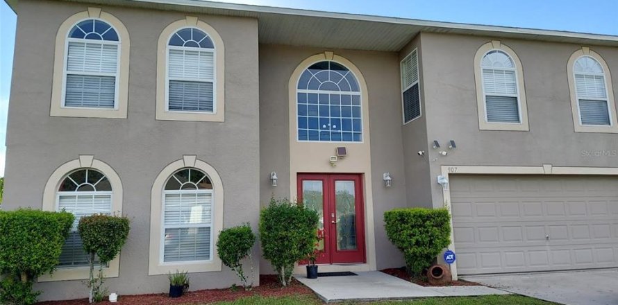 Villa ou maison à Kissimmee, Floride 6 chambres, 361.95 m2 № 1591914