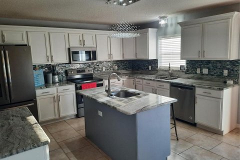 Villa ou maison à vendre à Kissimmee, Floride: 6 chambres, 361.95 m2 № 1591914 - photo 13