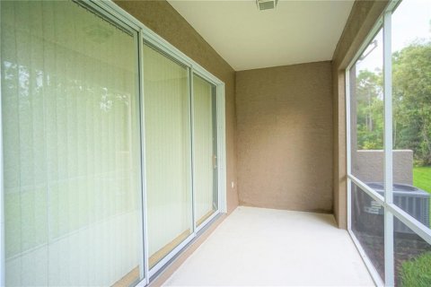 Adosado en alquiler en Tampa, Florida, 2 dormitorios, 156.35 m2 № 1919759 - foto 15
