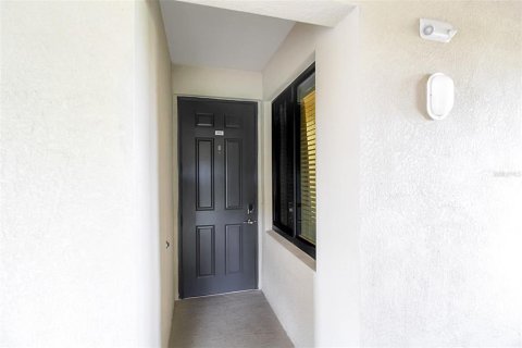 Condo in Bradenton, Florida, 2 bedrooms in LAKEWOOD NATIONAL  № 1782981 - photo 6