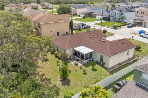 House in Kissimmee, Florida 3 bedrooms, 149.57 sq.m. № 1816053 - photo 15