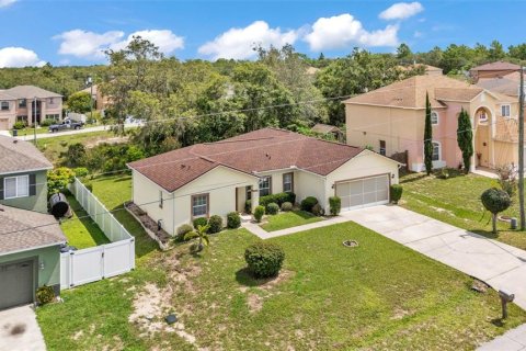 House in Kissimmee, Florida 3 bedrooms, 149.57 sq.m. № 1816053 - photo 10
