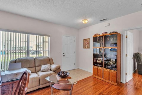 House in Kissimmee, Florida 3 bedrooms, 149.57 sq.m. № 1816053 - photo 18